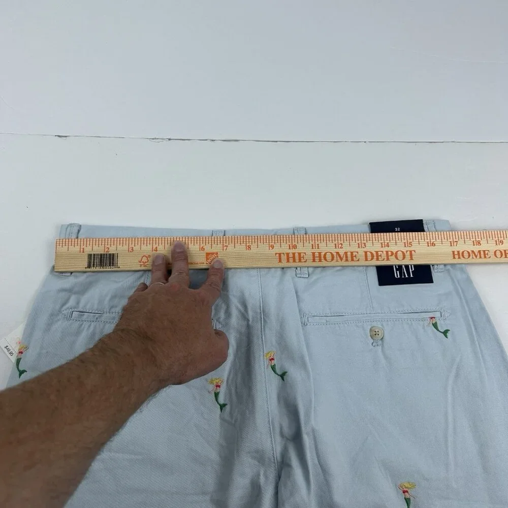 Gap 32 x 10” Light BLue Mermaid All Over Raw Hem Casual Chino Shorts